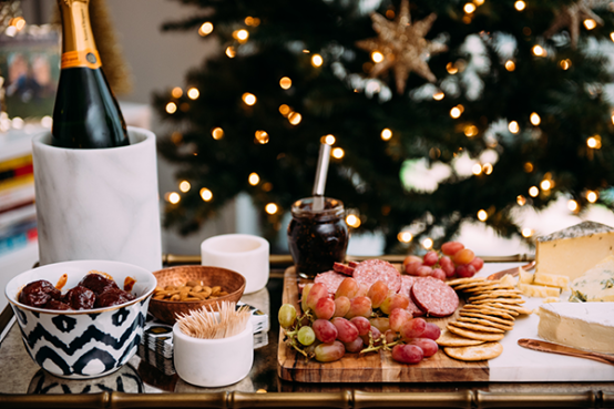 holiday-cheese-board-champagne-party